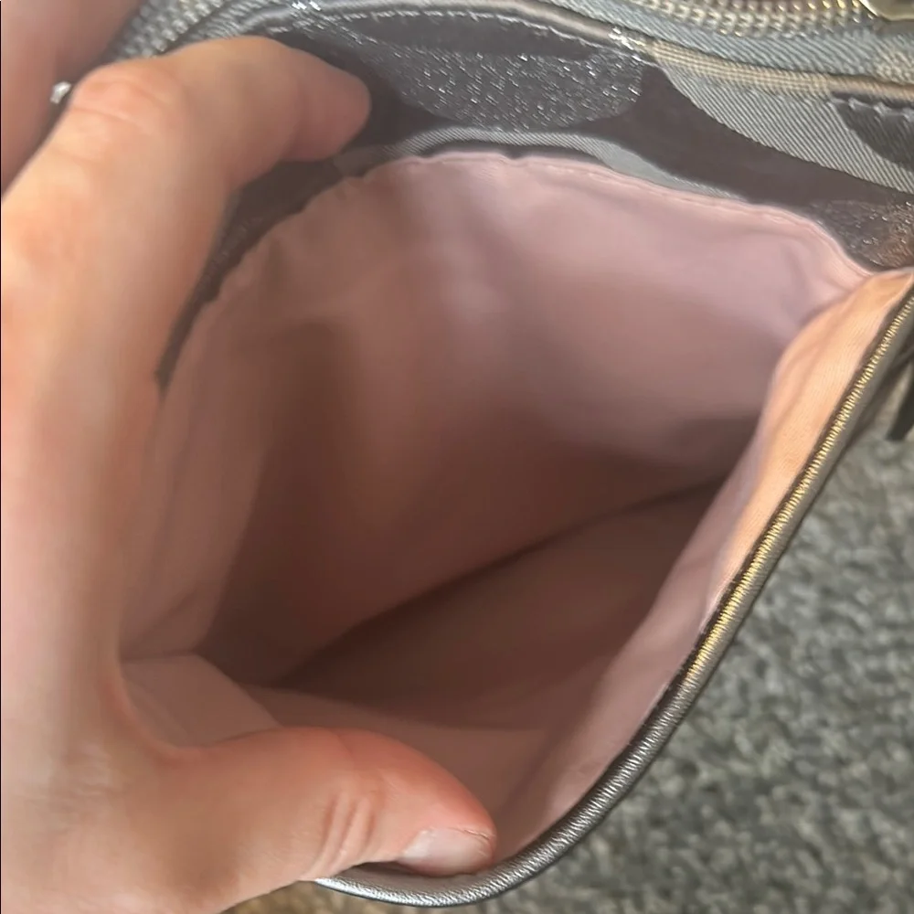 Coach Gray and Silver Crossbody Bag with Iconic Signature Pattern - Picture 4 of 6